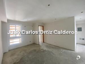 Apartamento en Lomas de Las Mercedes, Caracas – 23