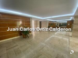 Apartamento en Lomas de Las Mercedes, Caracas – 7