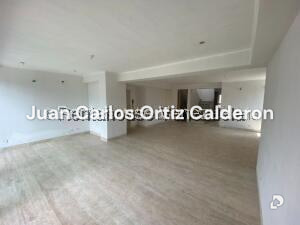 Apartamento en Lomas de Las Mercedes, Caracas – 30