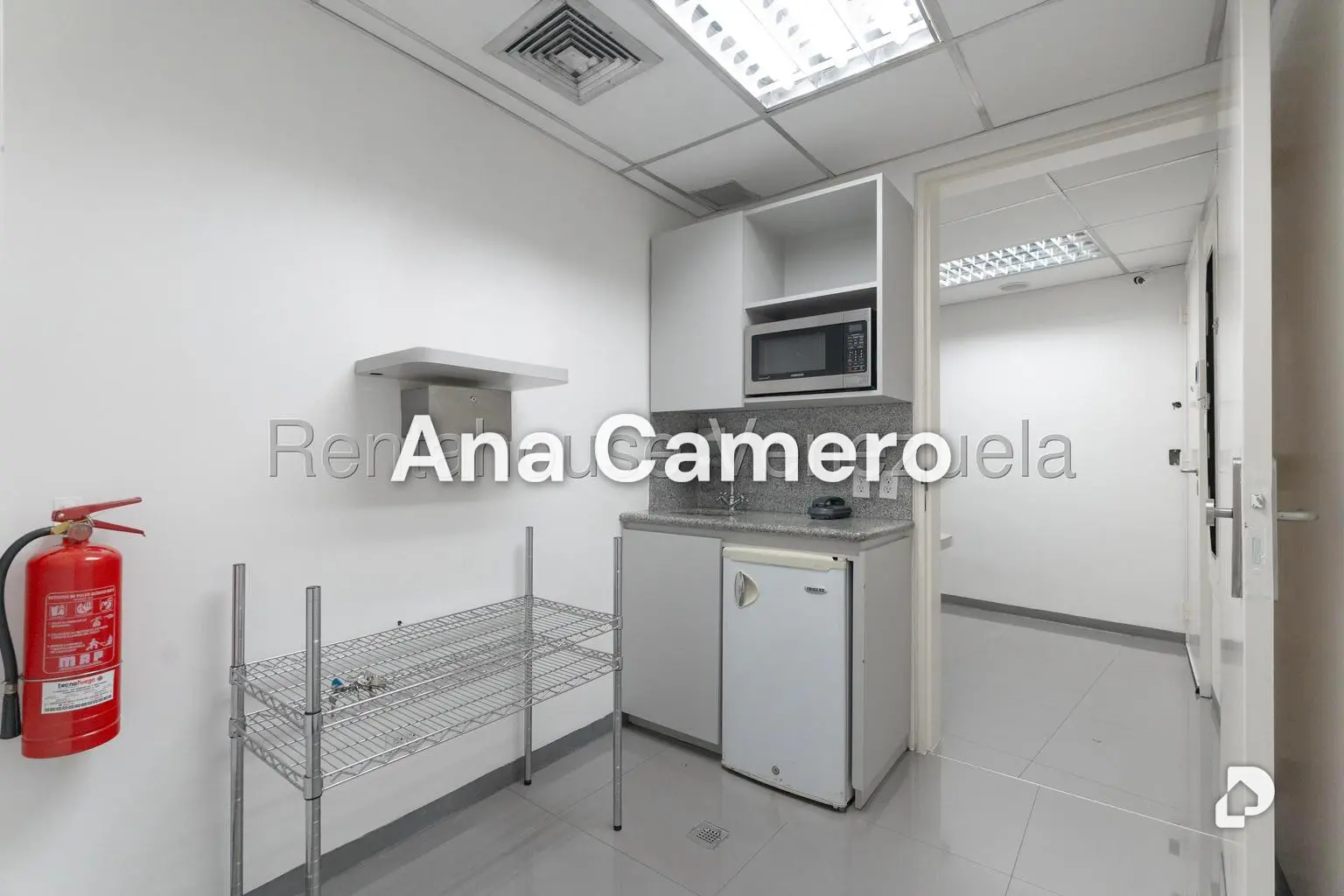 Local comercial en Boleíta Norte, Caracas – 25