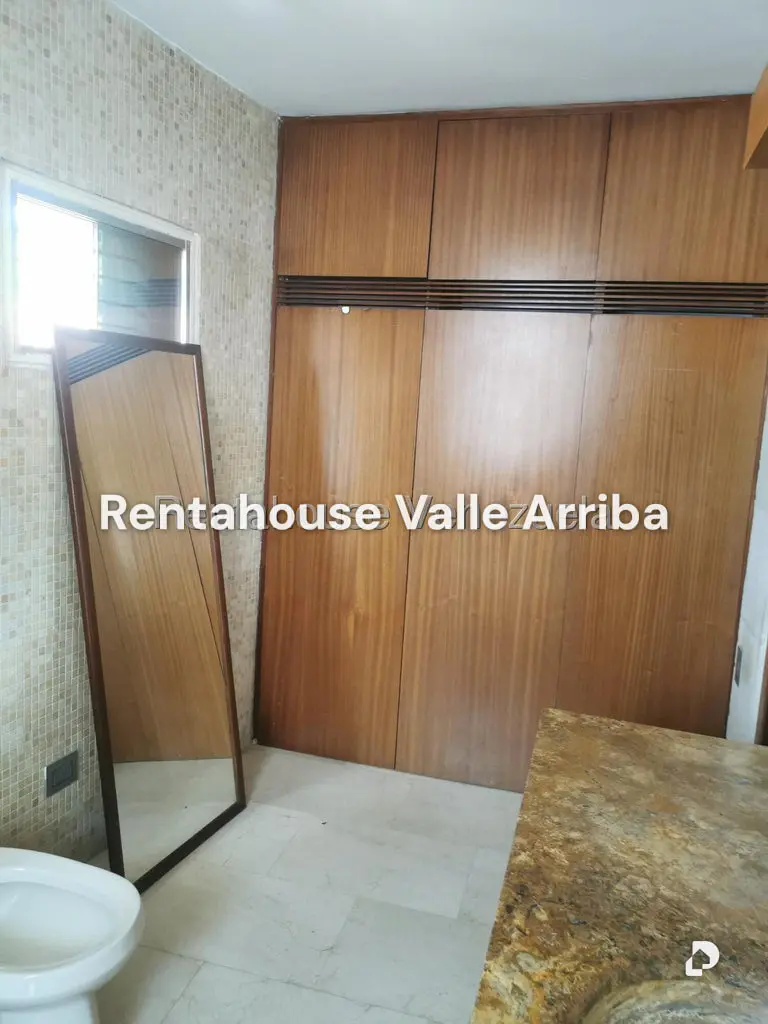 Anexo en Cumbres de Curumo, Caracas – 13