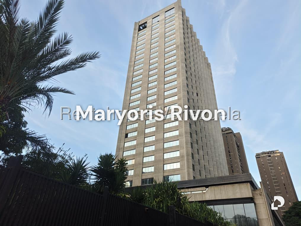 Oficina en Prados del Este, Caracas – 1