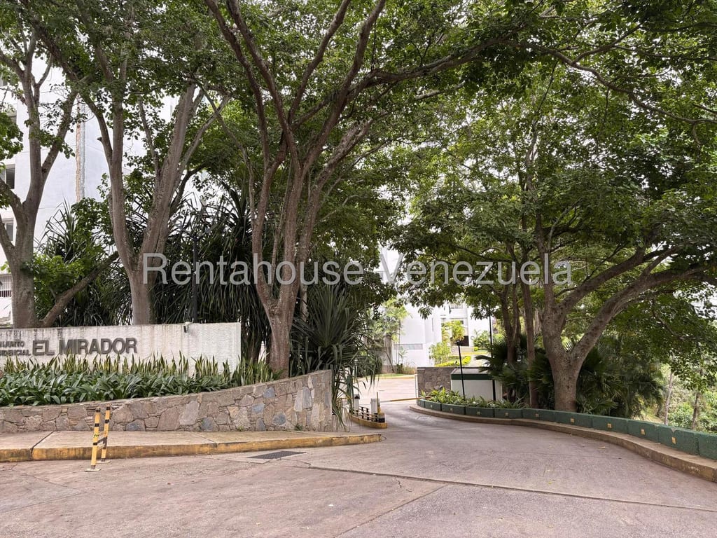 Apartamento en Lomas de San Román, Caracas - 1