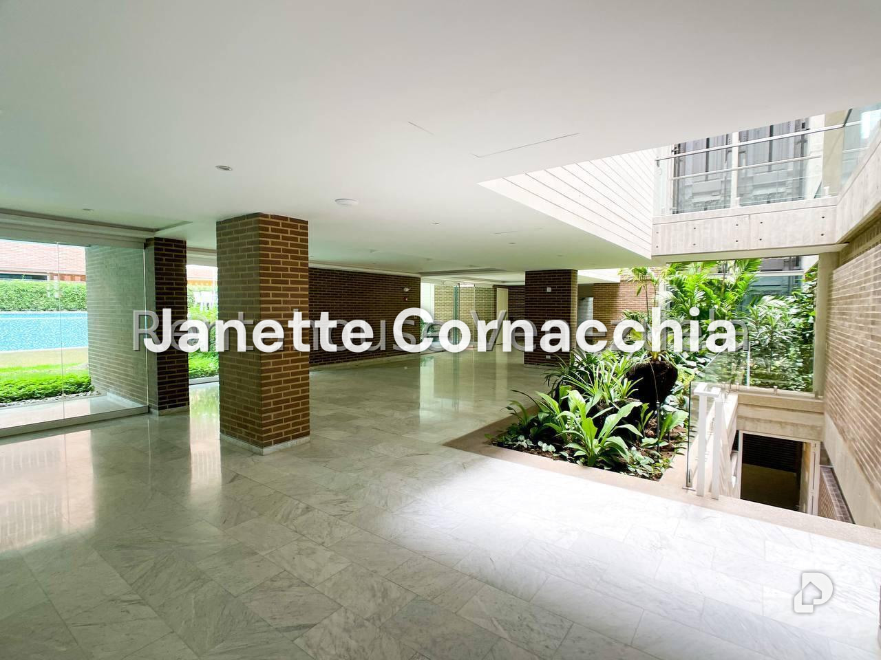 Apartamento en Campo Alegre, Caracas – 27