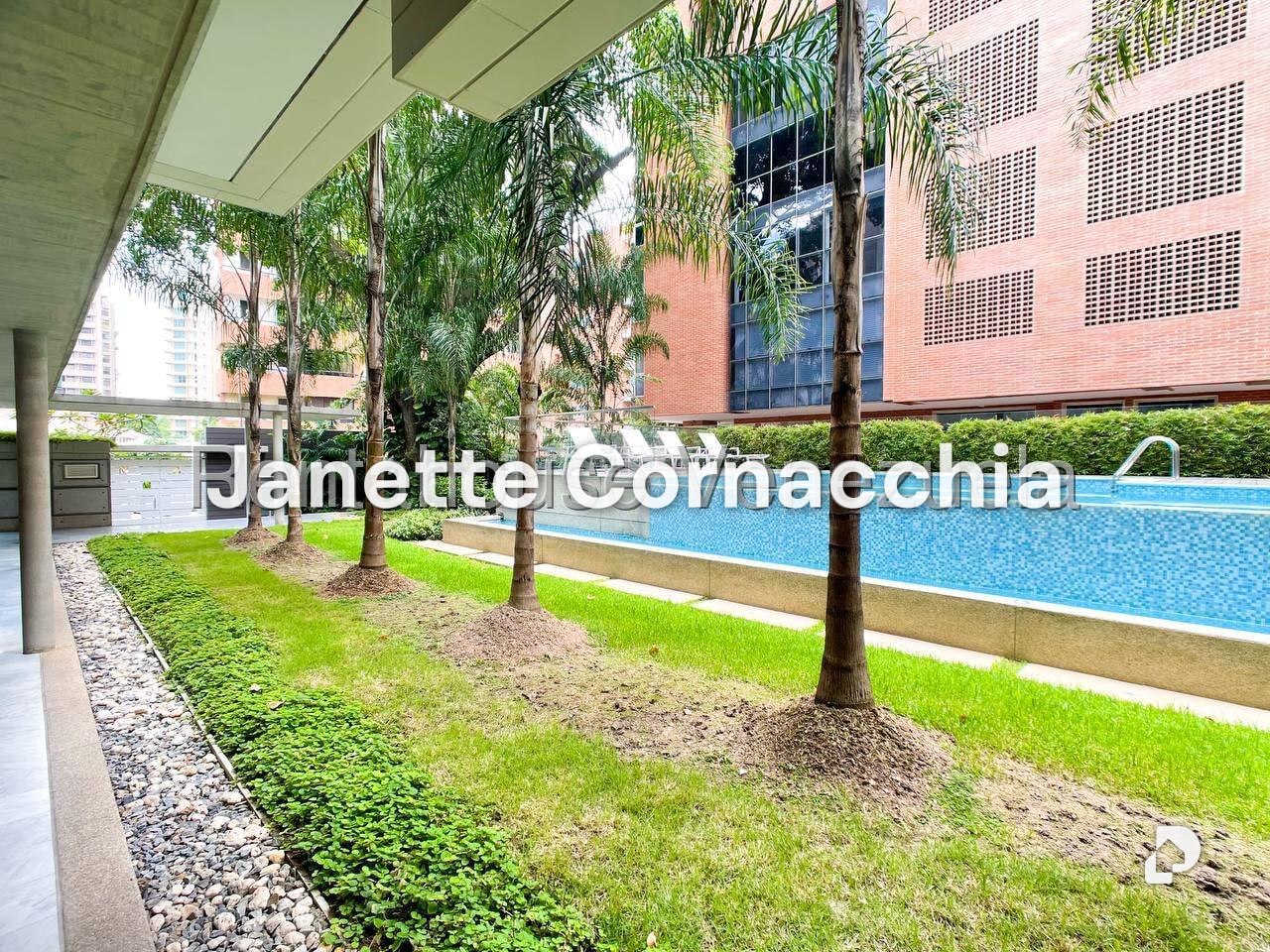 Apartamento en Campo Alegre, Caracas – 28