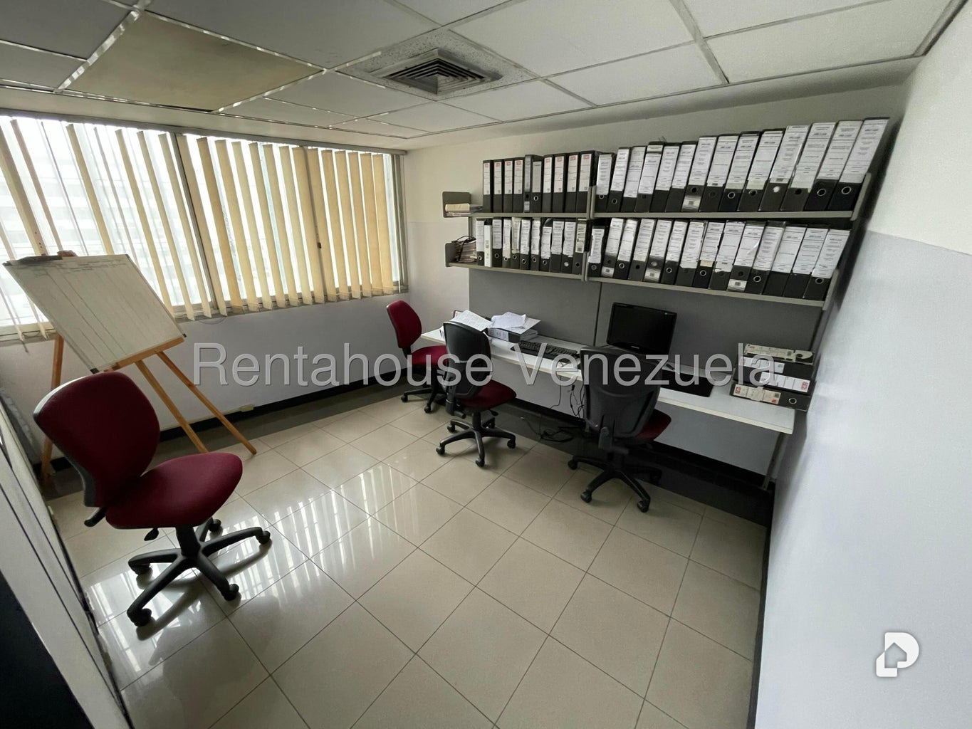 Oficina en Parroquia Catedral, Caracas – 18