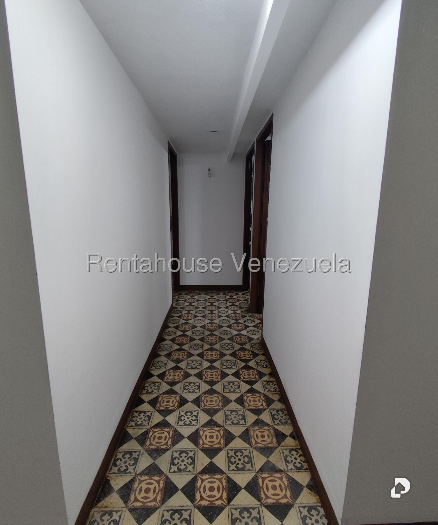 Local comercial en Parroquia Catedral, Caracas – 21