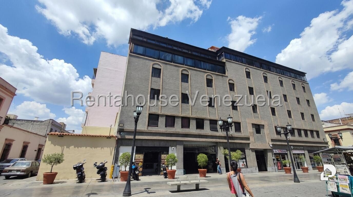 Local comercial en Parroquia Catedral, Caracas – 1