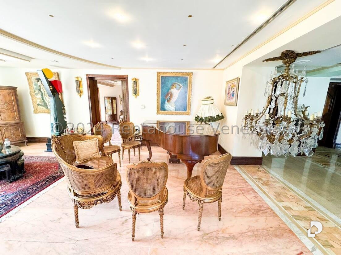 Apartamento en La Castellana, Caracas – 12