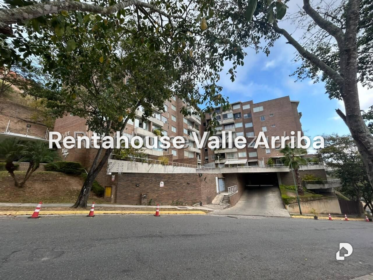 Apartment in Lomas del Sol, Caracas – 1