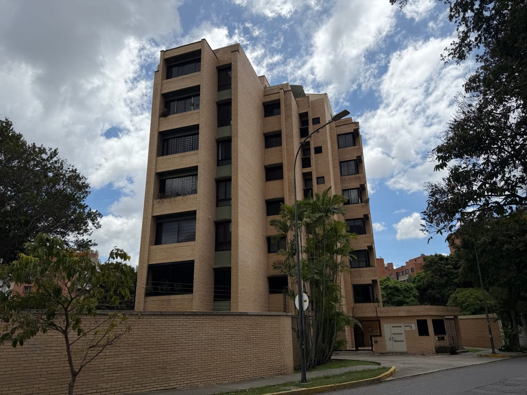 Apartamento en Campo Alegre, Caracas - 1