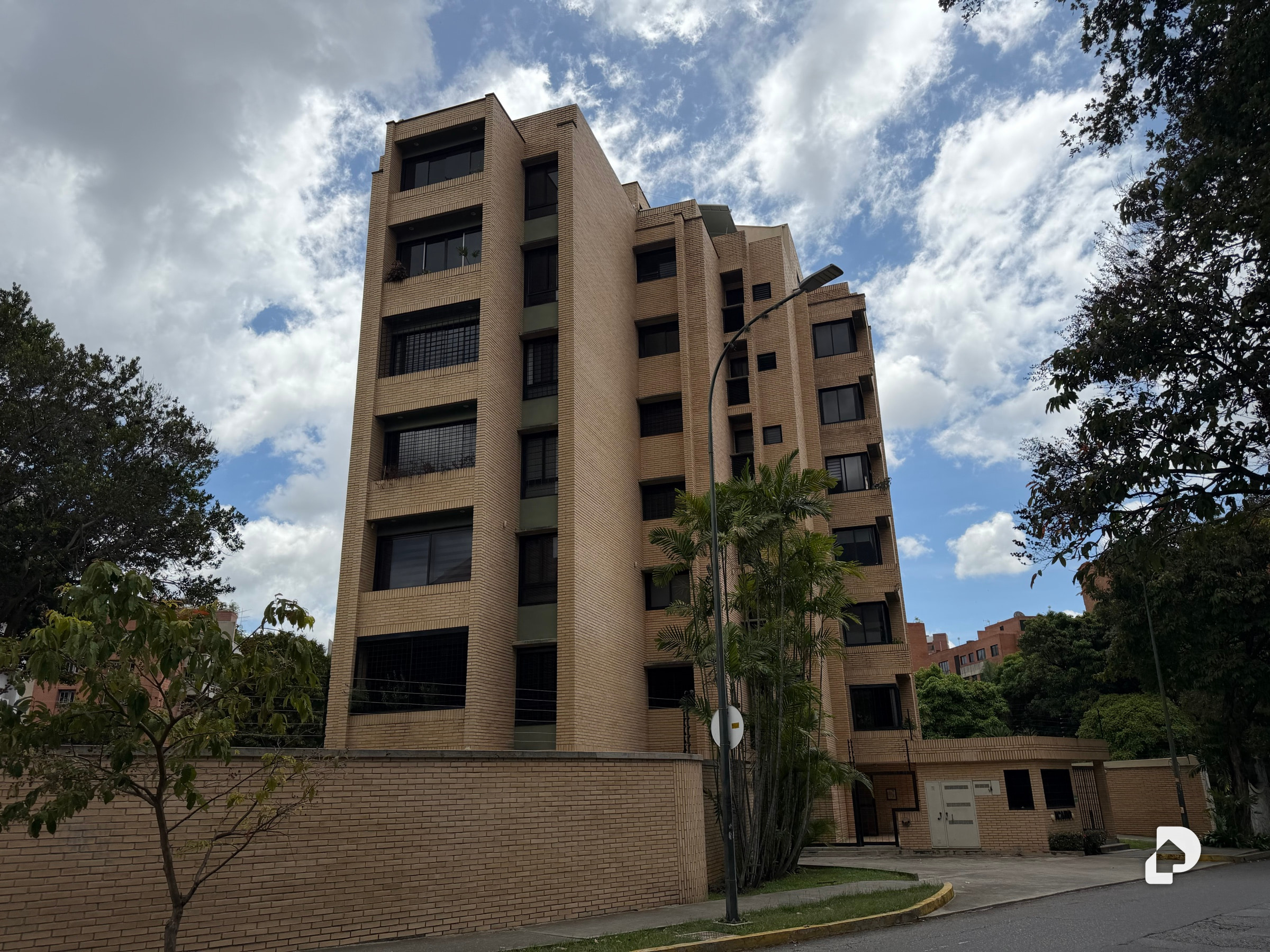 Apartamento en Campo Alegre, Caracas – 1