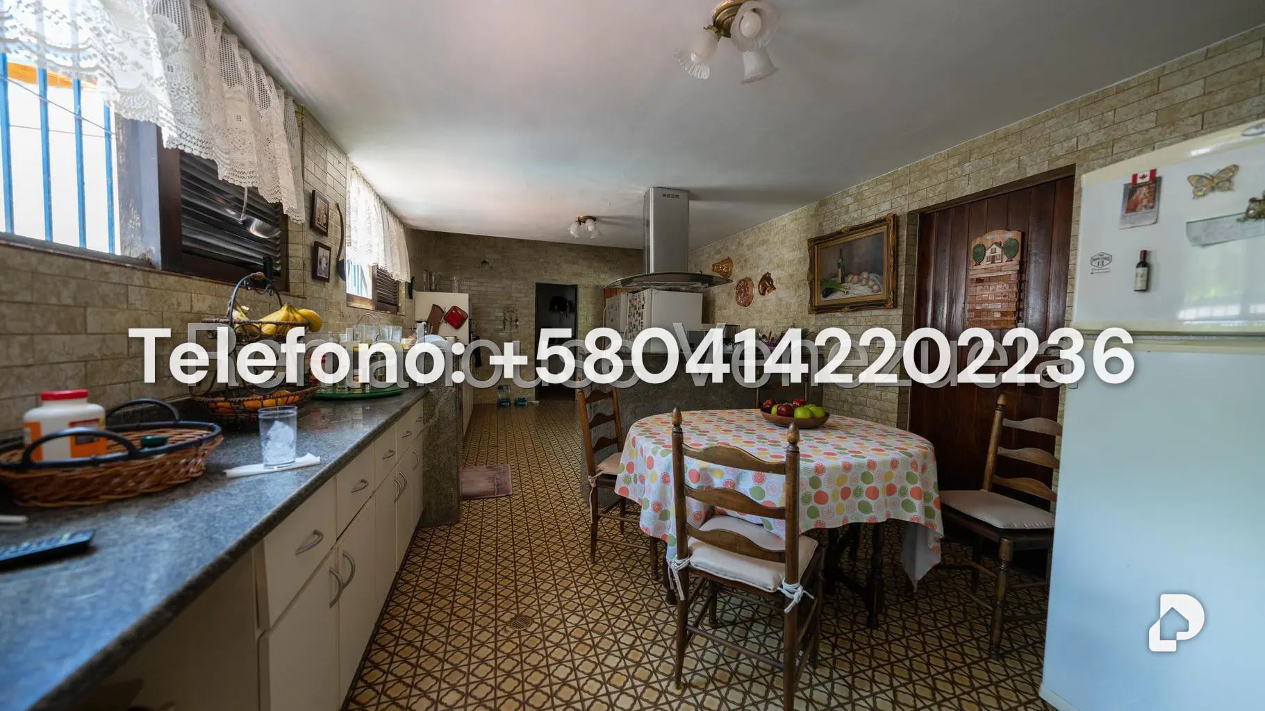 Casa en Cerro Verde, Caracas – 25
