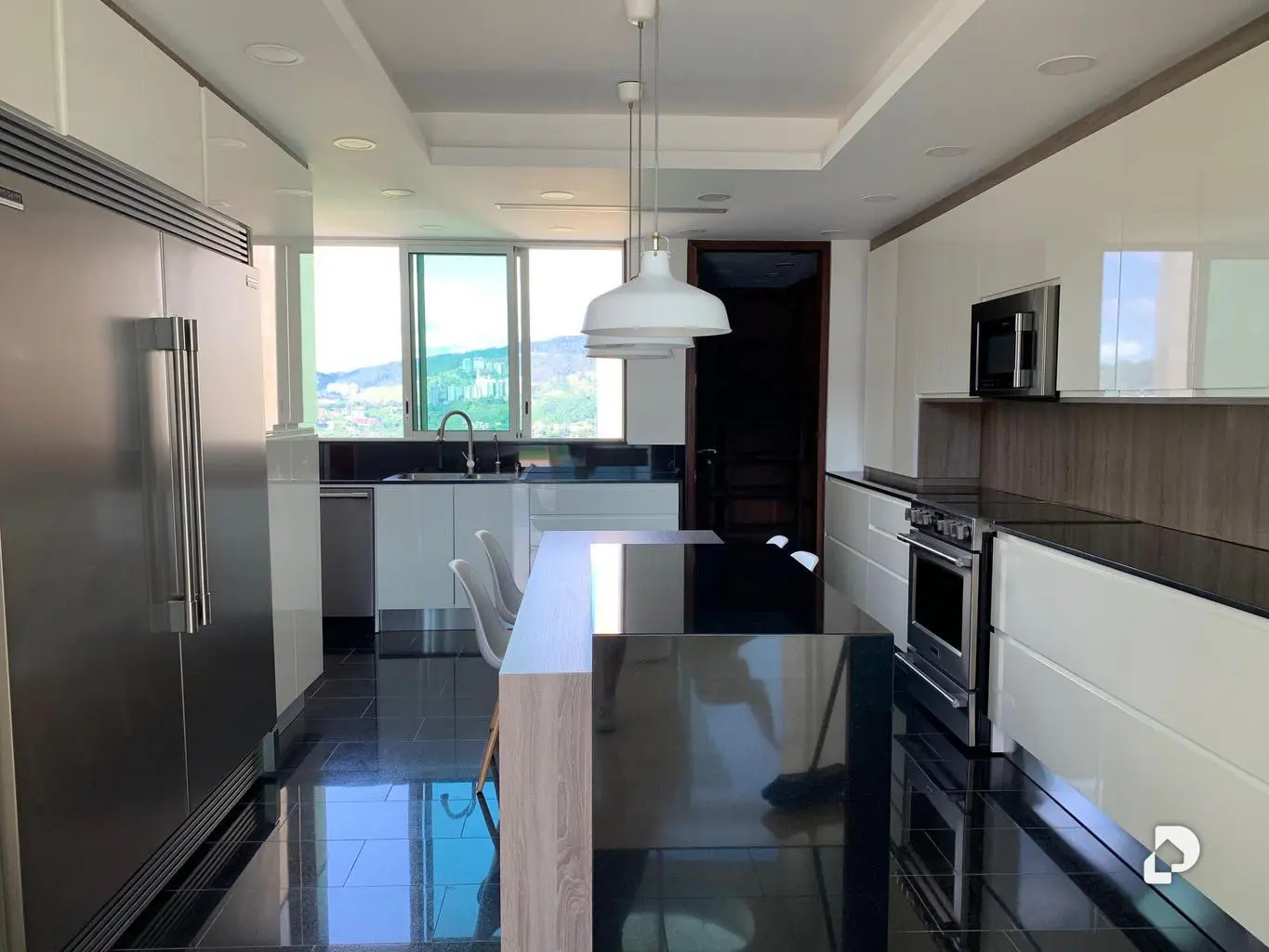 Apartment in Mirador de Los Campitos I, Caracas – 24