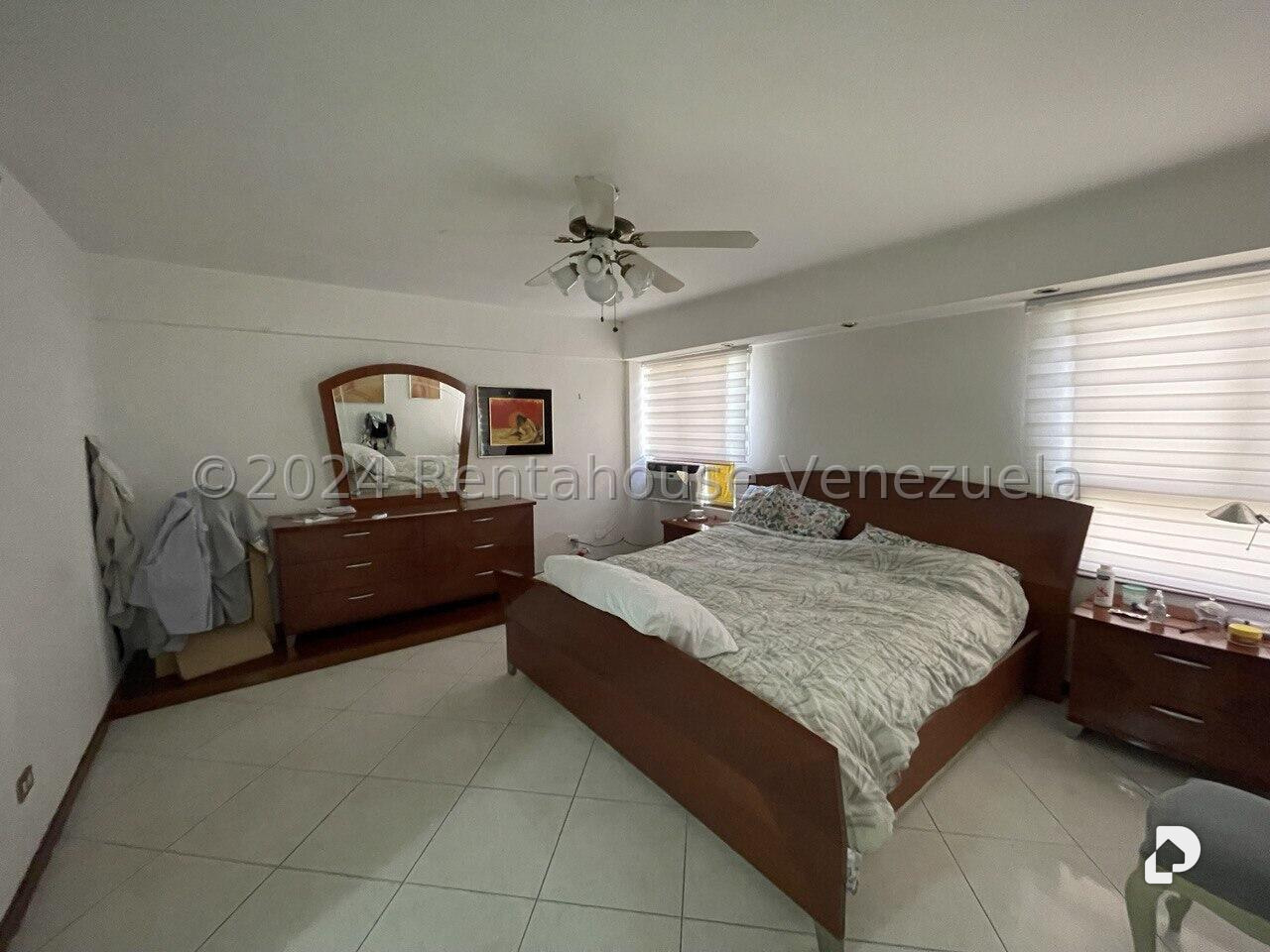 Penthouse en Colinas de Bello Monte, Caracas – 16