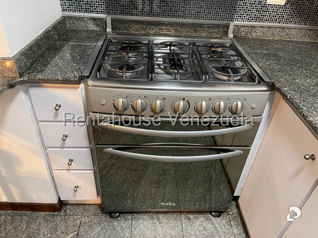 Apartamento en Santa Fe Sur, Caracas – 12