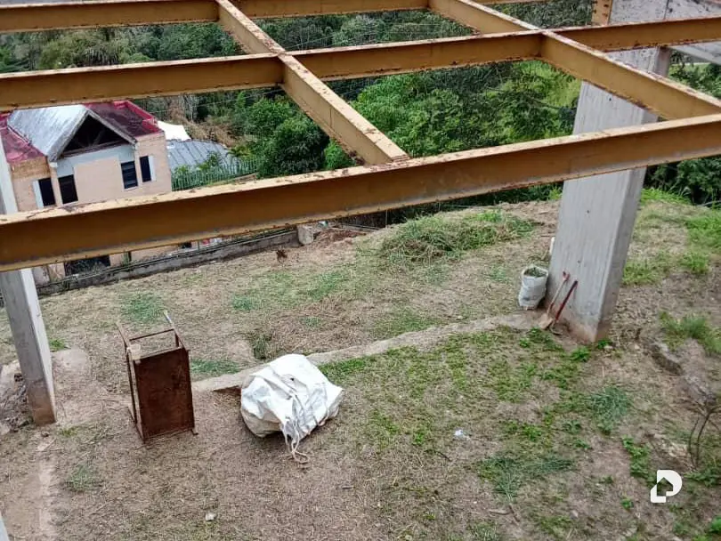 Terreno en Caracas – 6