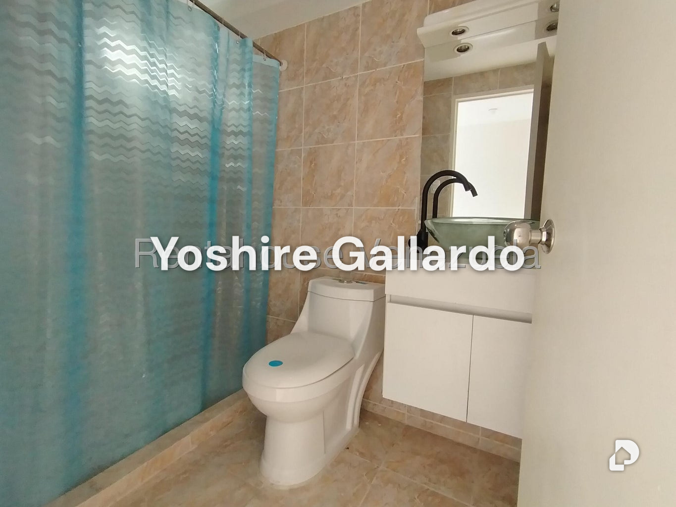 Local comercial en Altamira, Caracas – 16