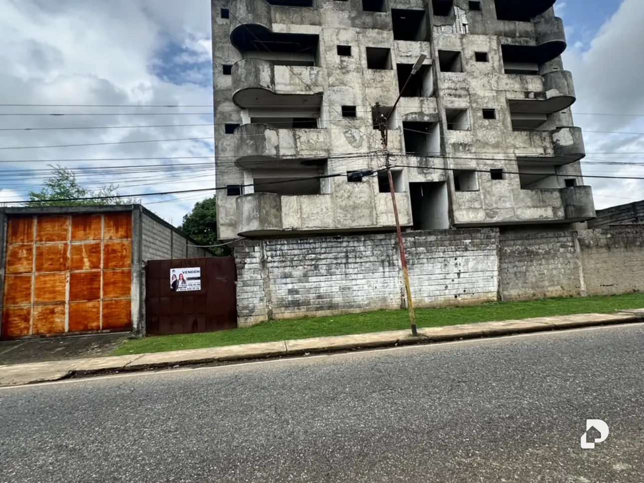 Edificio en Araure – 2