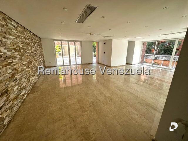 Apartamento en El Rosal, Caracas – 15