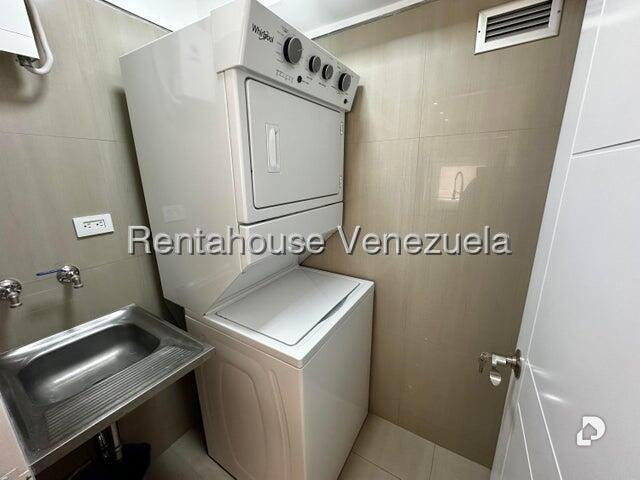 Apartamento en El Rosal, Caracas – 9