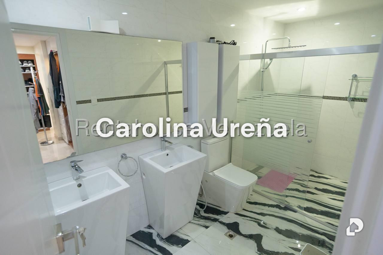 Penthouse en Colinas de Valle Arriba, Caracas – 25