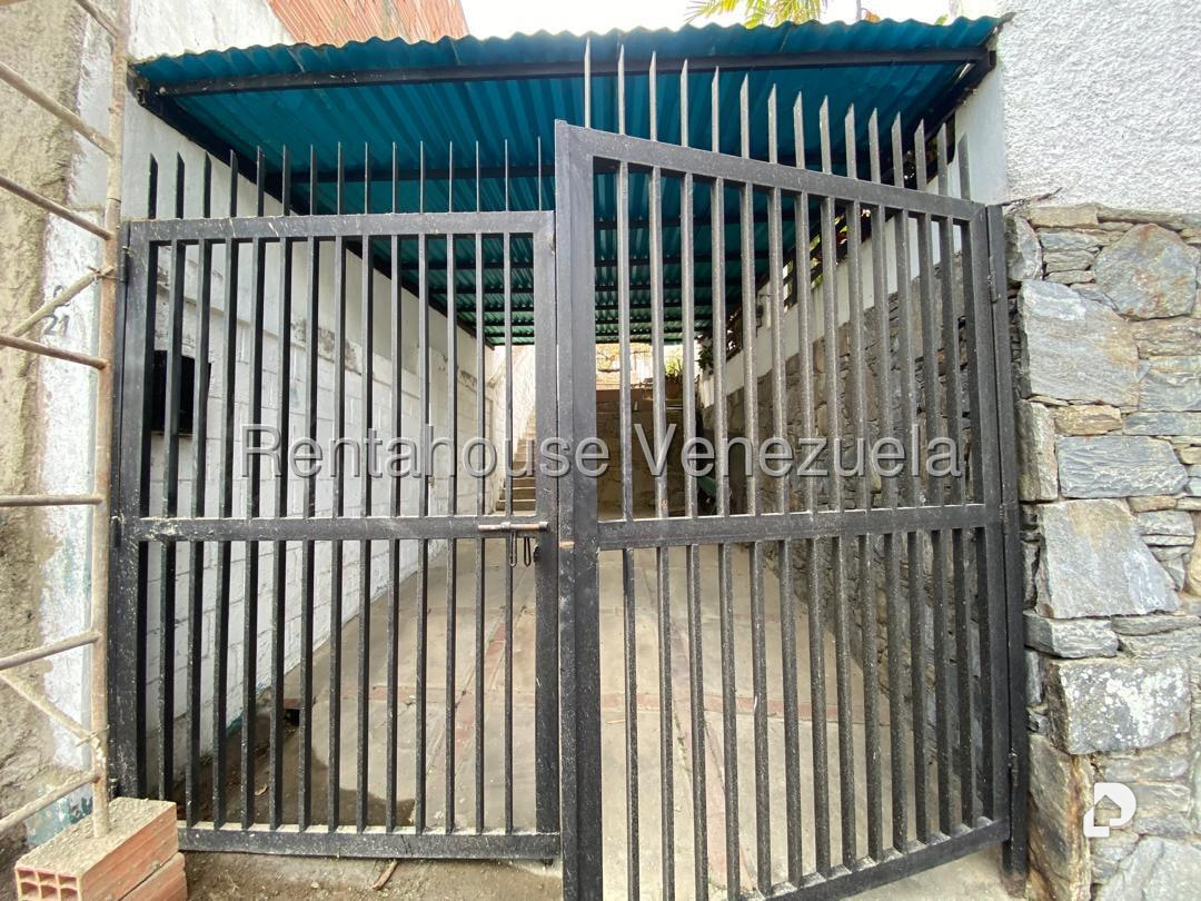 Casa en Prados del Este, Caracas – 27