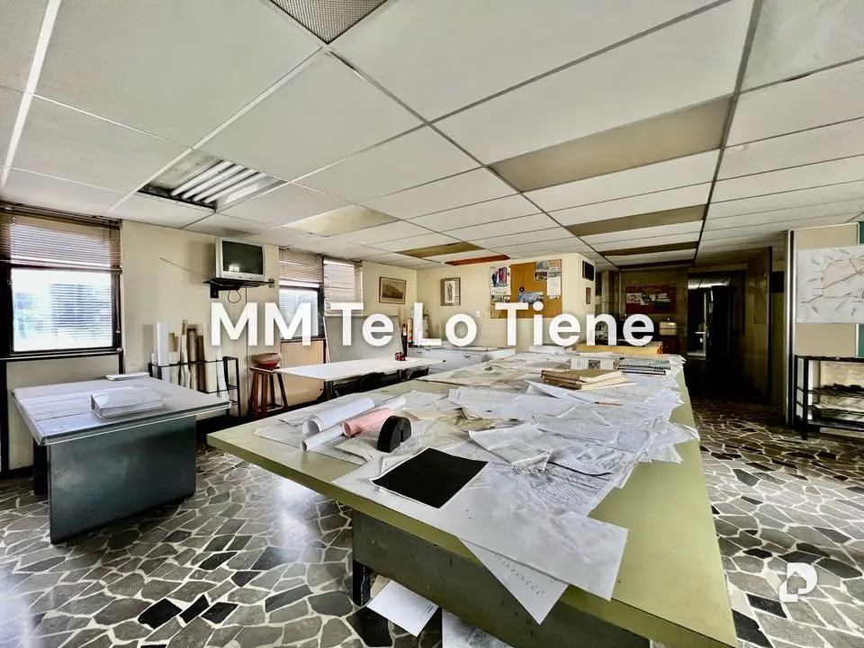 Office in La Carlota, Caracas – 18