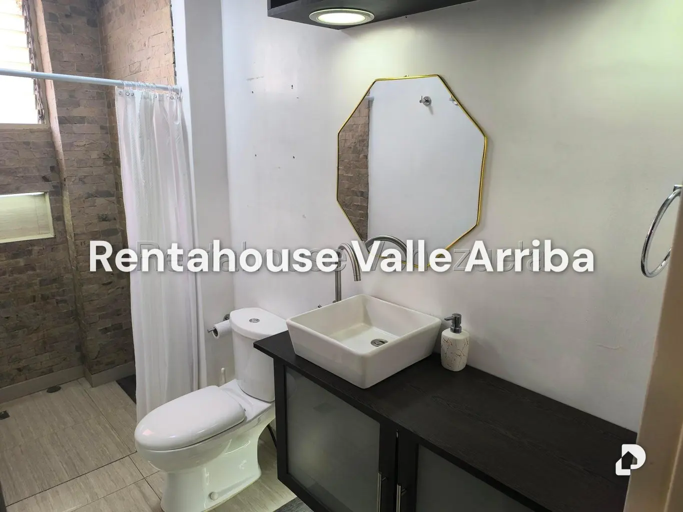 Apartamento en La Florida, Caracas – 18