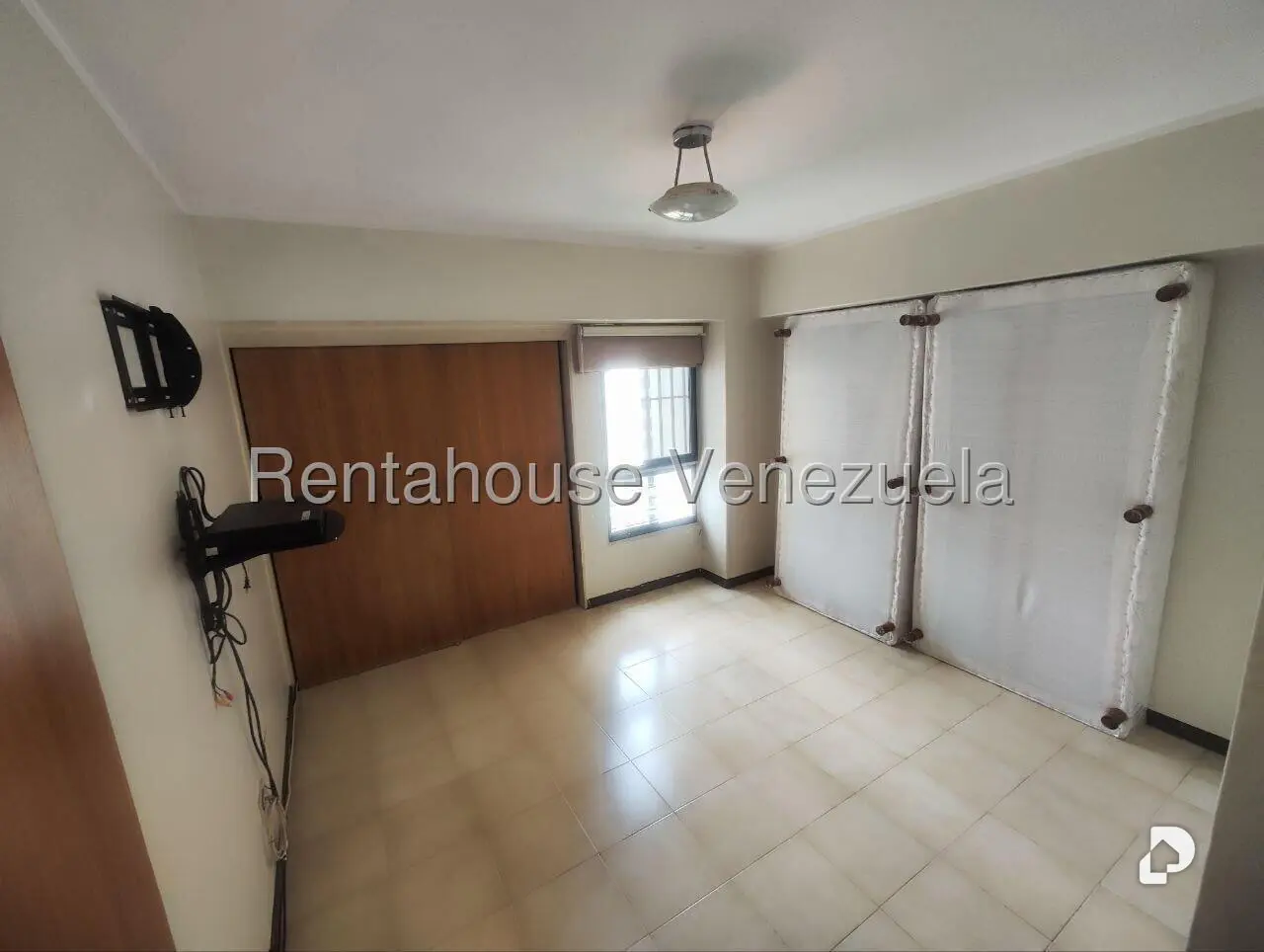 Apartment in Manzanares, Caracas – 10