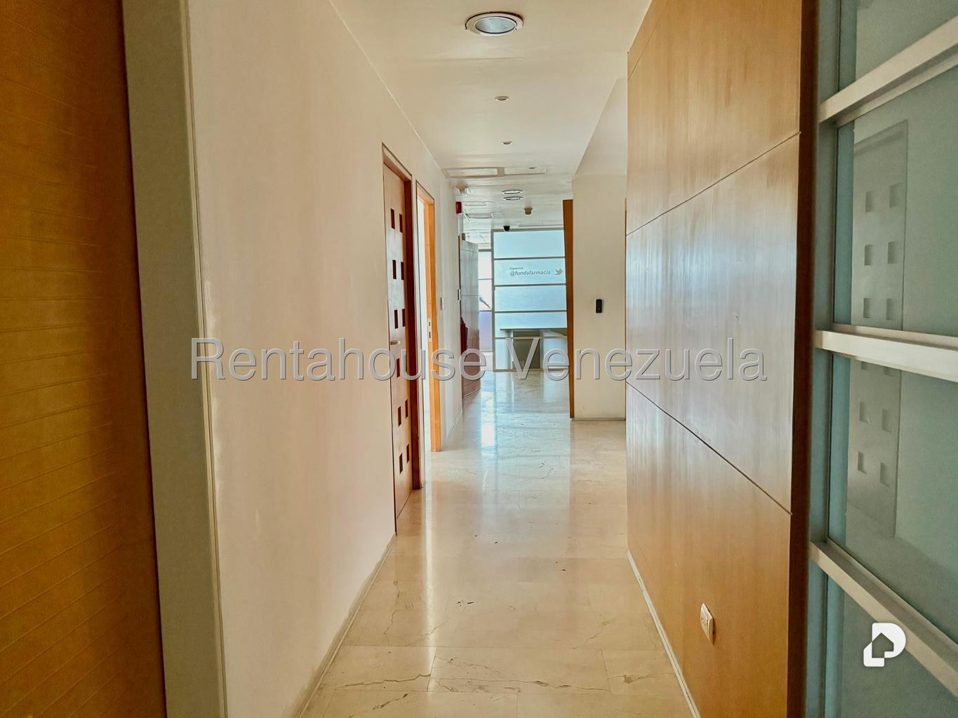 Oficina en Bello Monte, Caracas – 14