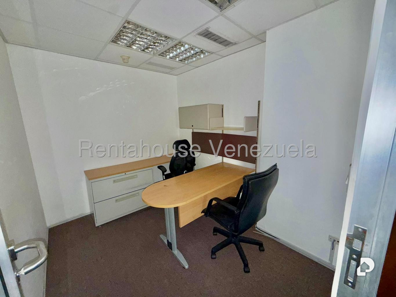 Oficina en Bello Monte, Caracas – 27