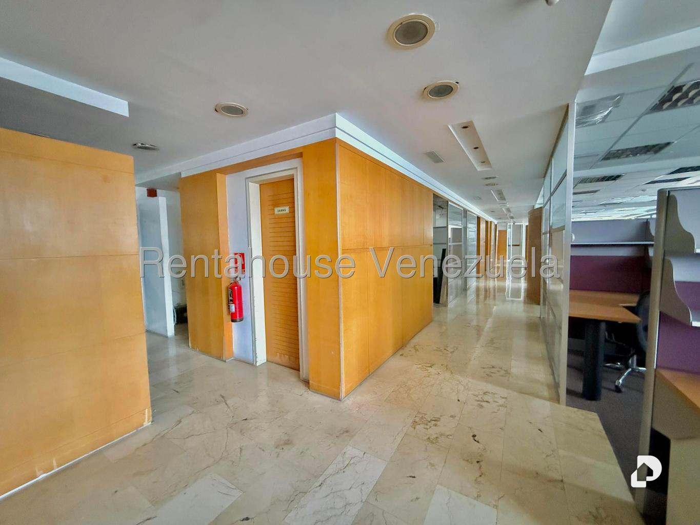Oficina en Bello Monte, Caracas – 13