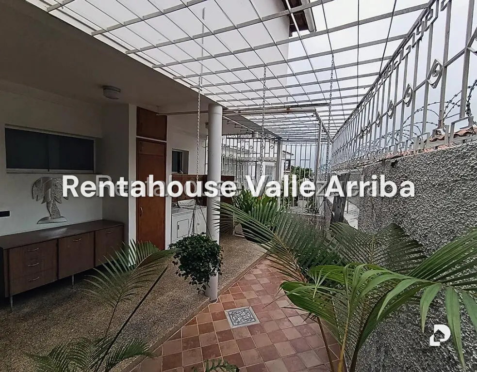 Casa en Las Palmas, Caracas – 23