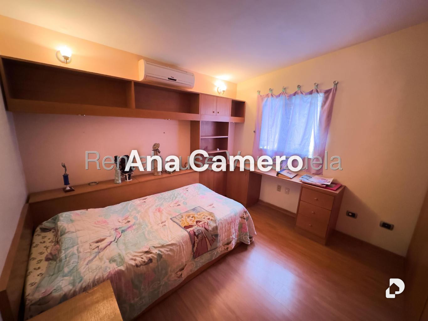 Casa en Santa Rosa de Lima, Caracas – 20
