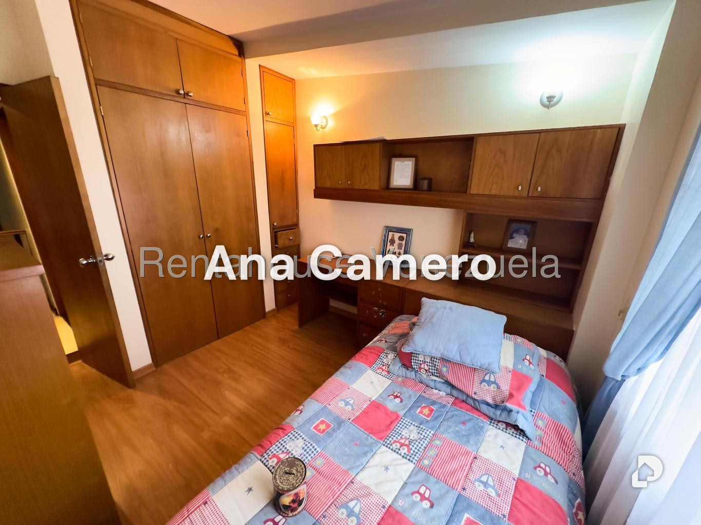 Casa en Santa Rosa de Lima, Caracas – 19