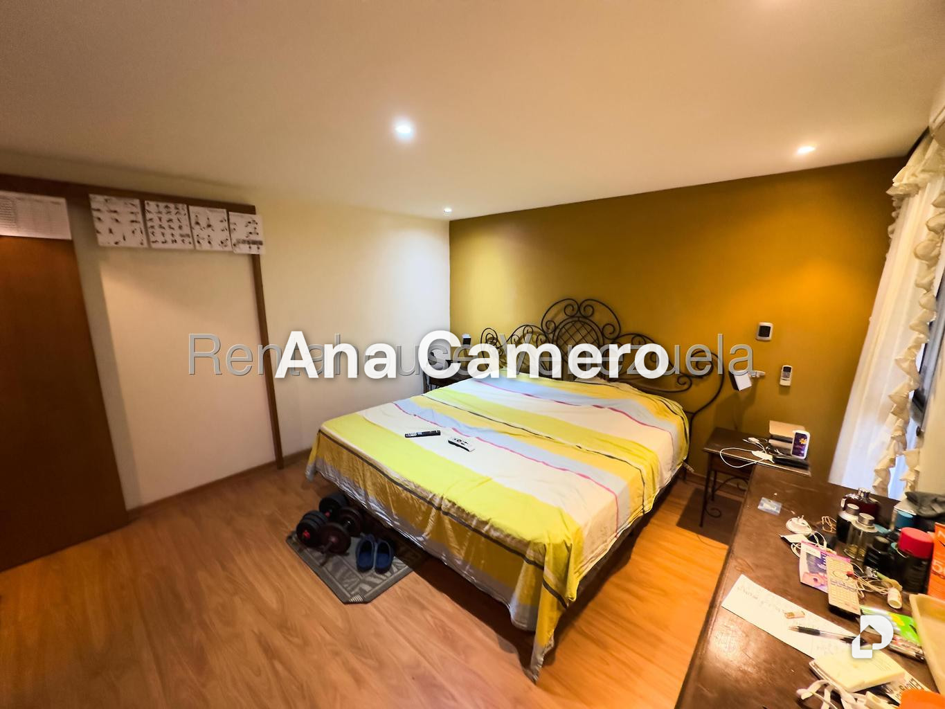 Casa en Santa Rosa de Lima, Caracas – 13