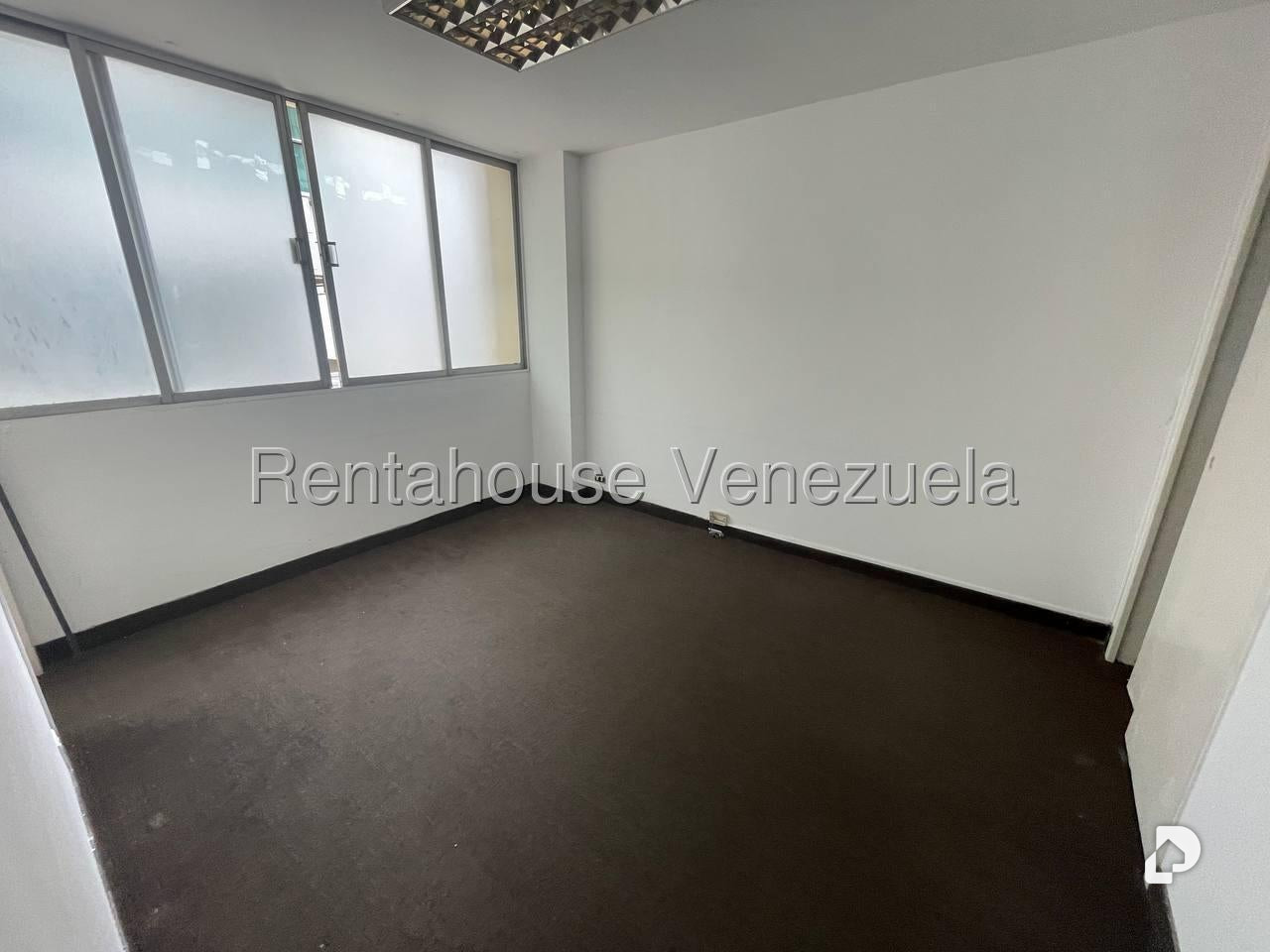 Oficina en El Rosal, Caracas – 6