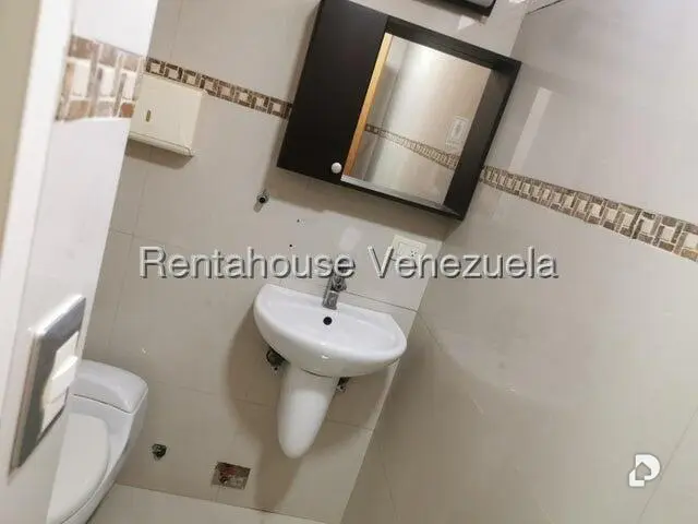 Oficina en La Trinidad, Caracas – 8