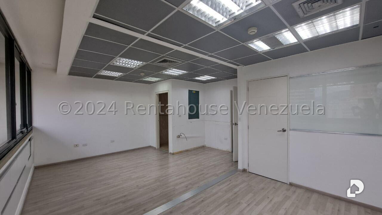 Oficina en El Rosal, Caracas – 14