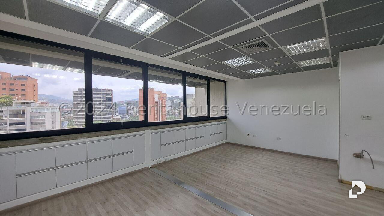 Oficina en El Rosal, Caracas – 13