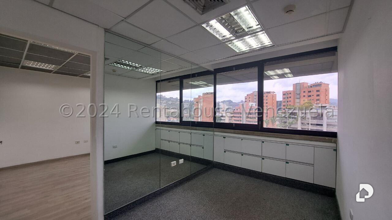 Oficina en El Rosal, Caracas – 20