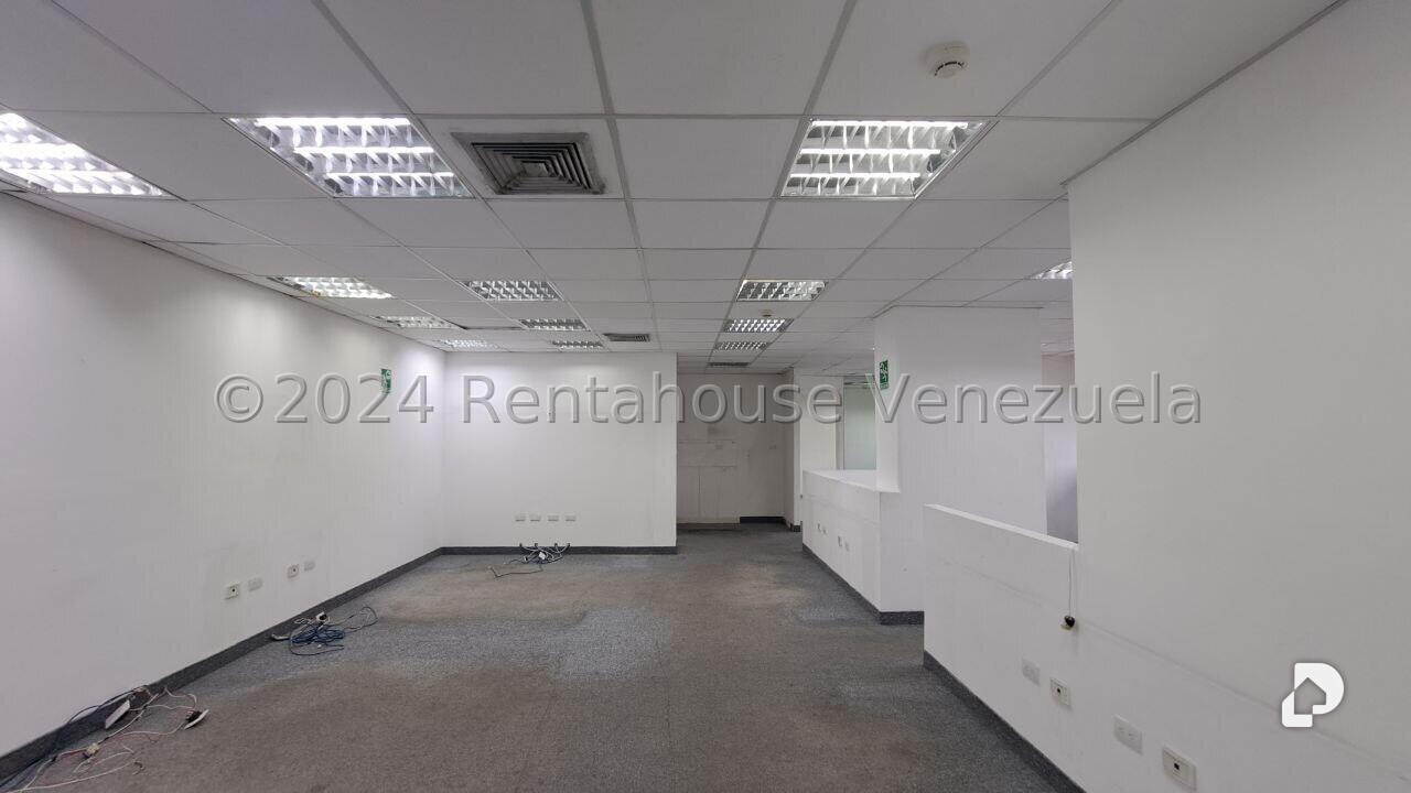 Oficina en El Rosal, Caracas – 16