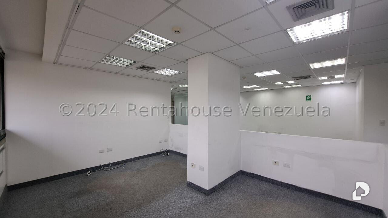 Oficina en El Rosal, Caracas – 19
