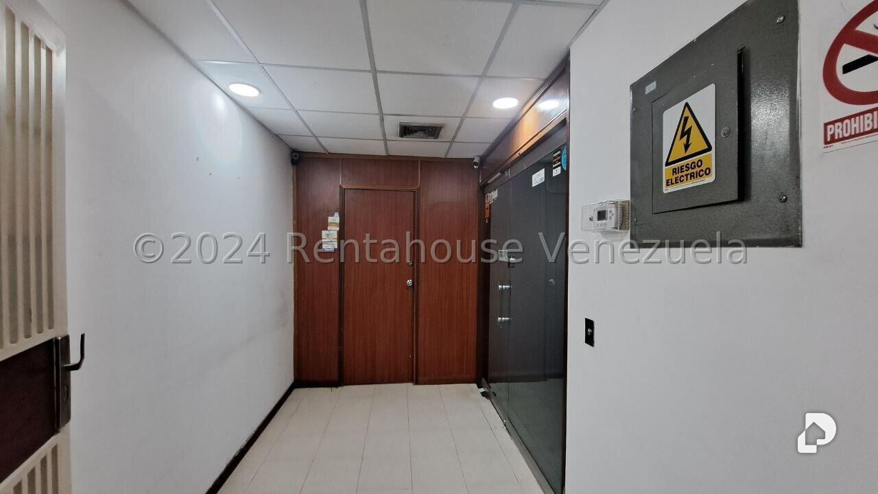 Oficina en El Rosal, Caracas – 4