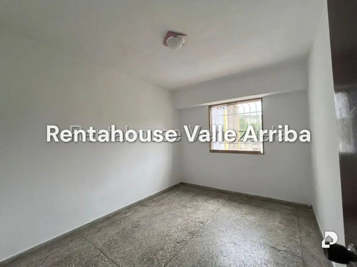Apartamento en Caricuao, Caracas – 3