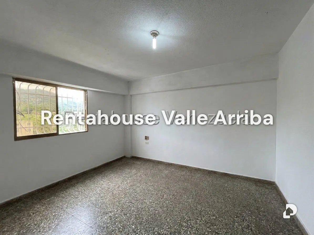 Apartamento en Caricuao, Caracas – 4