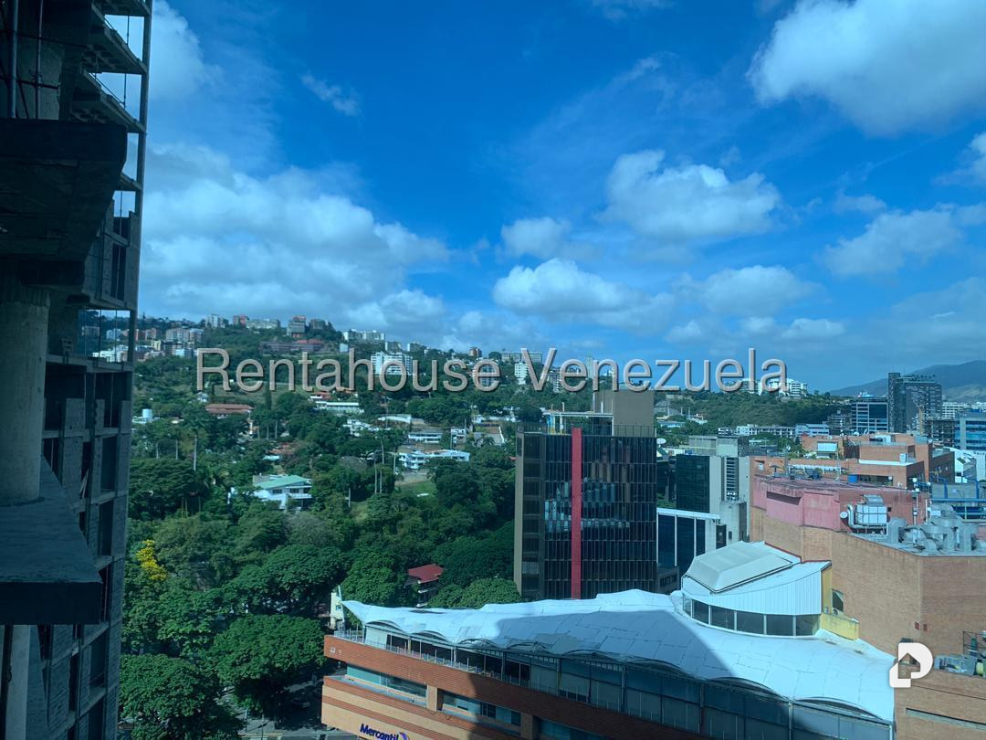 Oficina en Las Mercedes, Caracas – 8