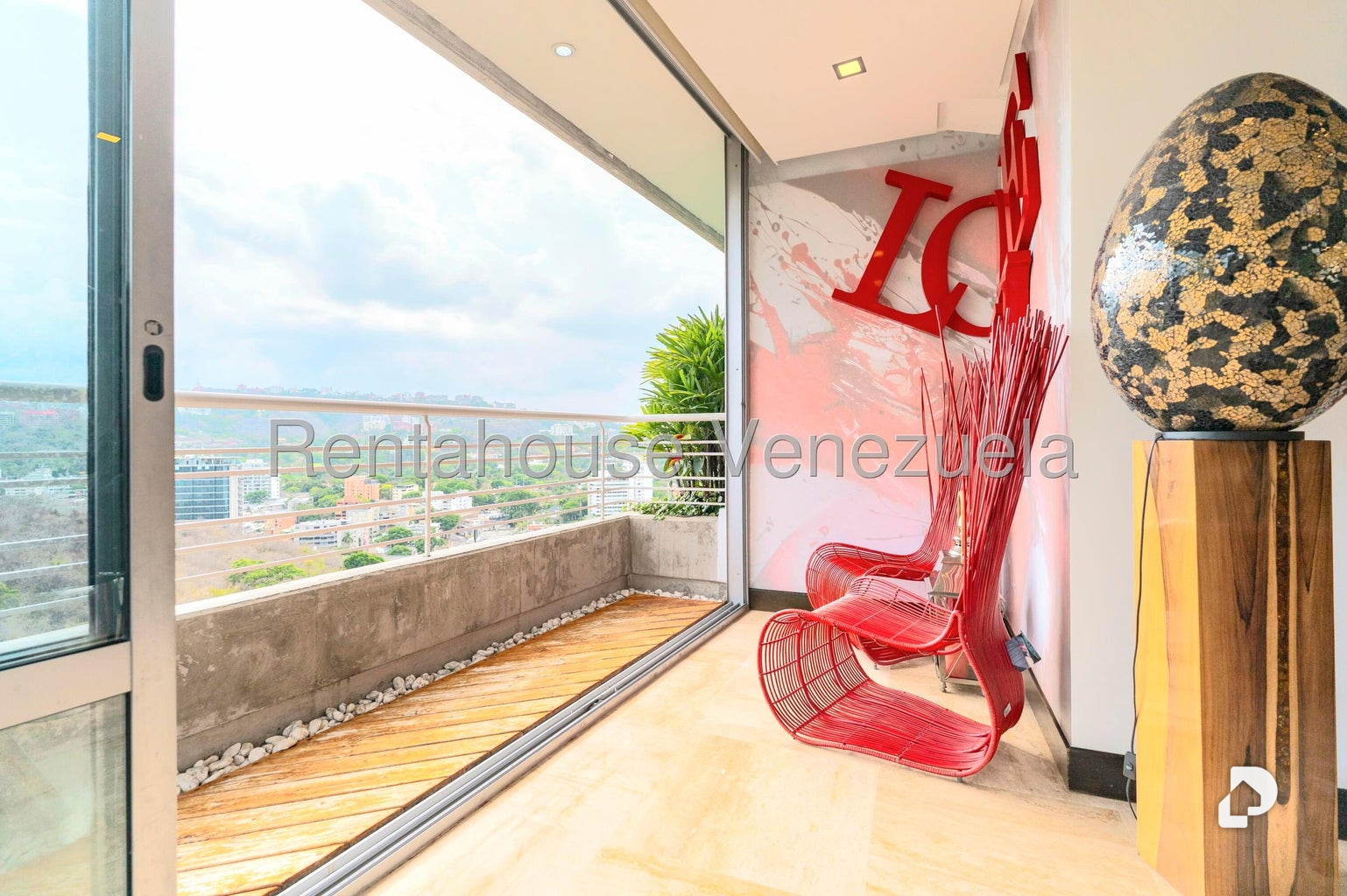 Apartamento en Lomas de Las Mercedes, Caracas – 11