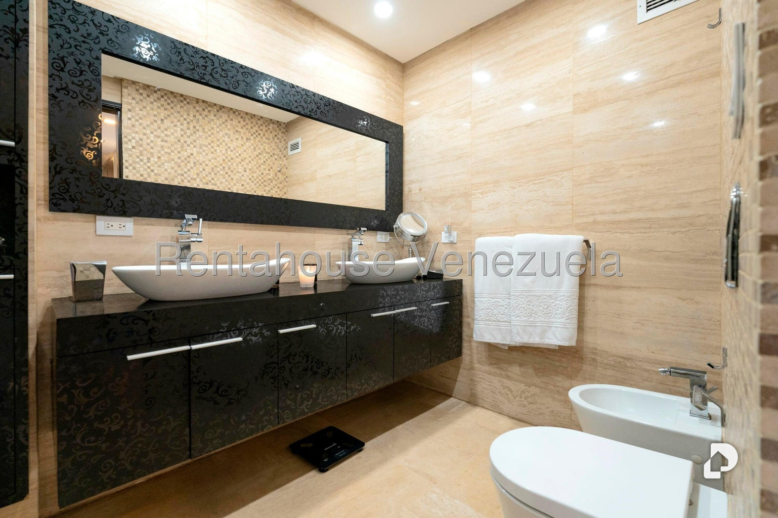 Apartamento en Lomas de Las Mercedes, Caracas – 29